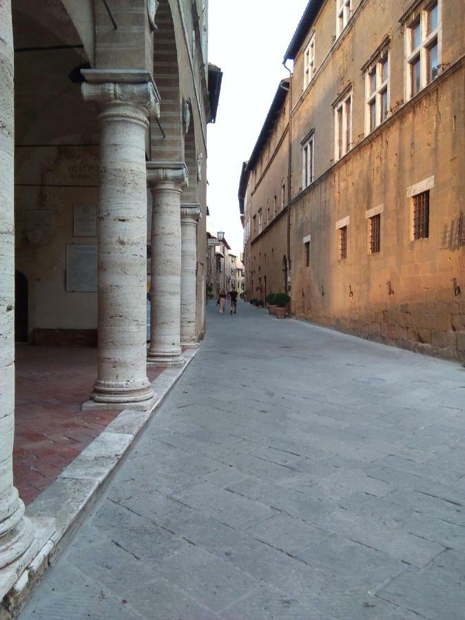L'Apparita Camere Pienza Eksteriør bilde